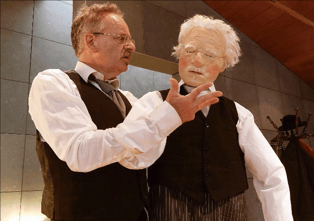 ‘Schemermens’ muzikaal verteltheater – over leven na een oorlog